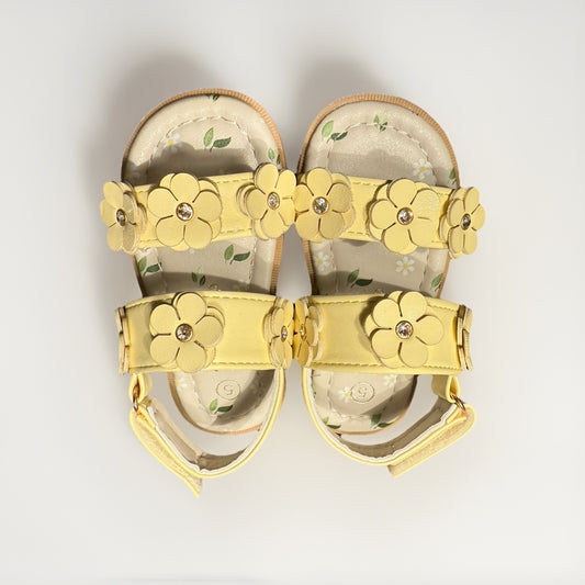 Toddler Mudd Sandals Size 5C