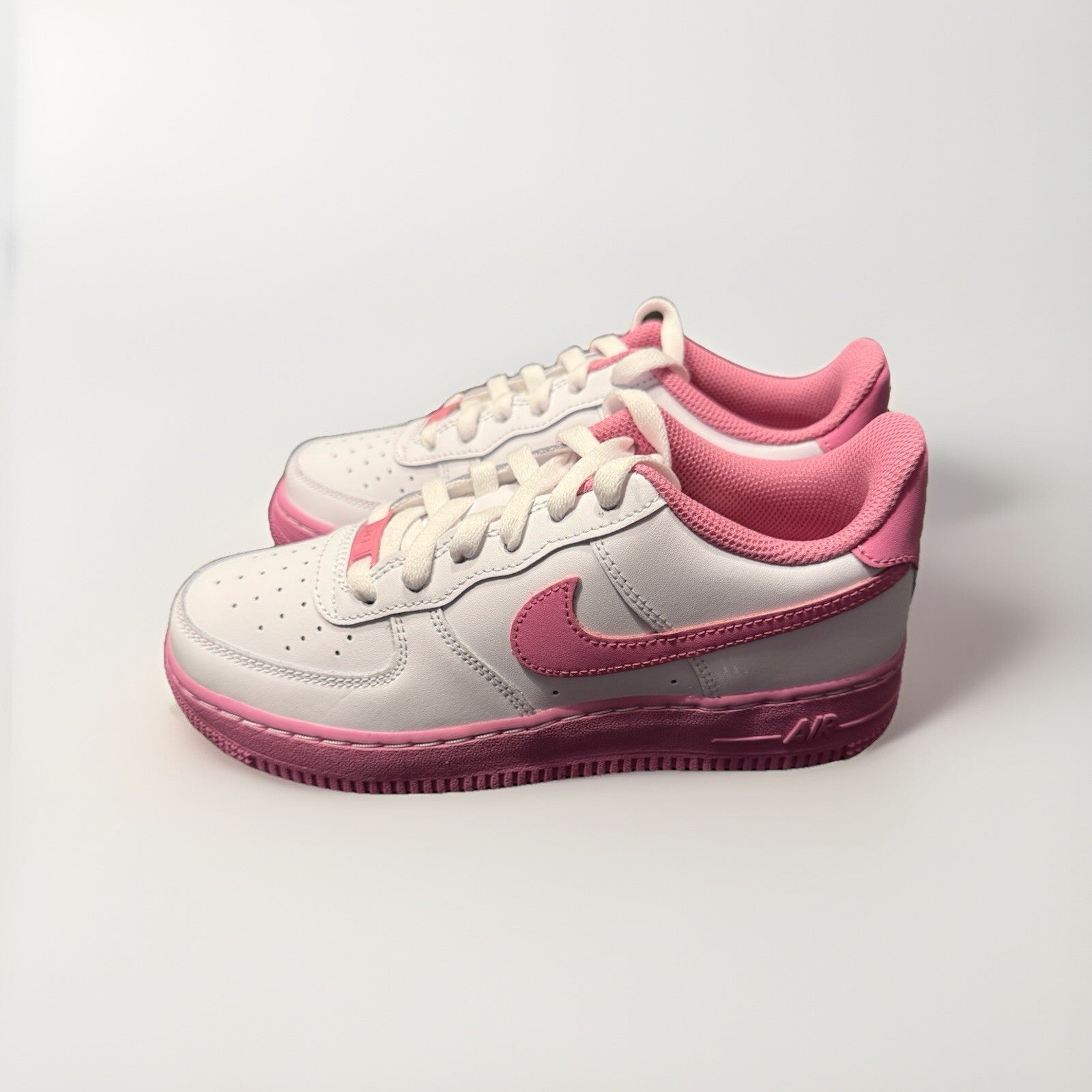 SIZE 4.5Y - Air Force 1 Big Kids