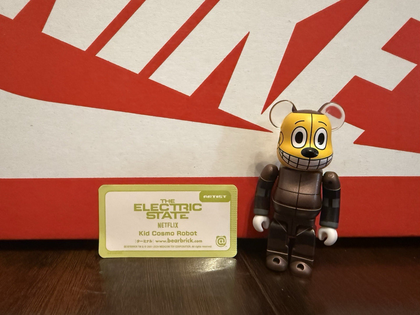 100% Be@rbrick 1/32 Artist The Electric State Netflix