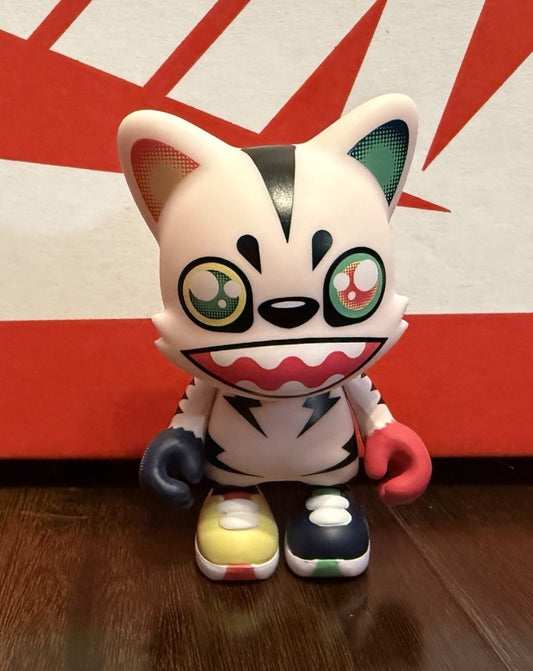 Superplastic Janky Series 4 ELECTROKITTY 3.5" Mini Vinyl Art Figure