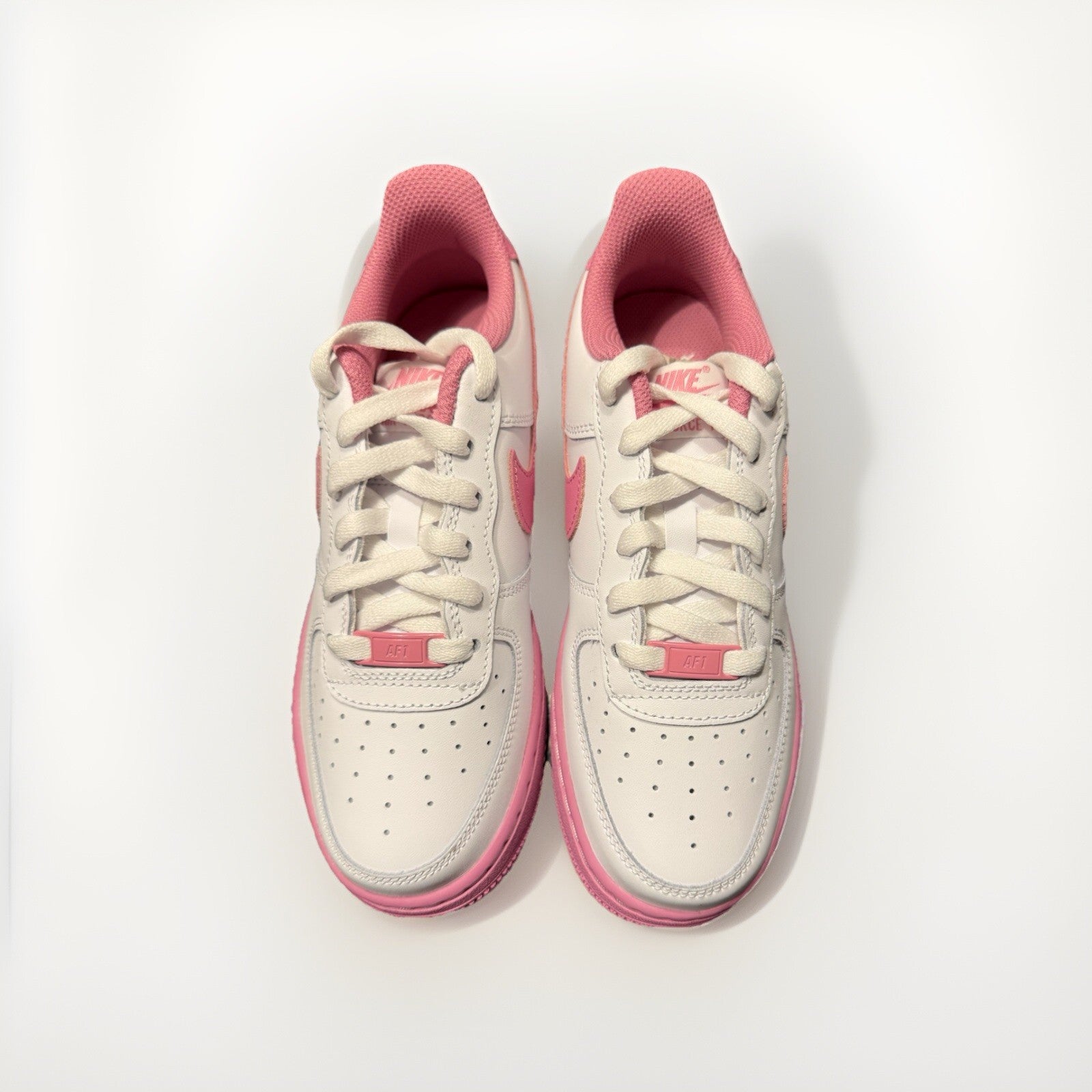 SIZE 4.5Y - Air Force 1 Big Kids