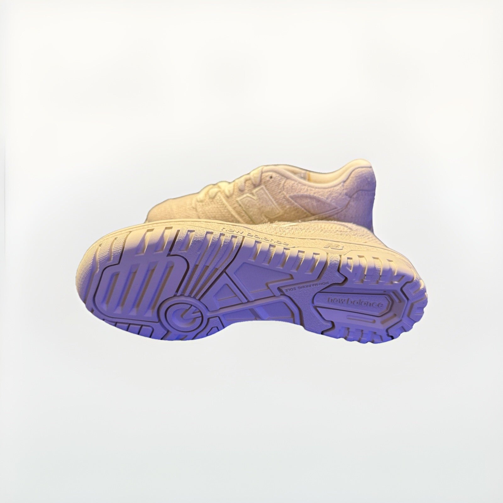 Size 4M/ 5.5W - New Balance 550